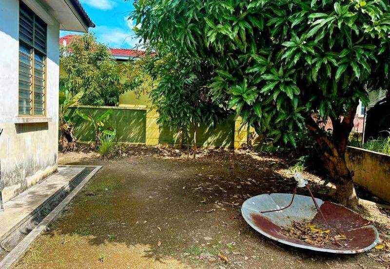 Taman Jalai Jaya, Kepala Batas, Kedah - Rumah SemiD - For Sale - Tanah Tepi Luas