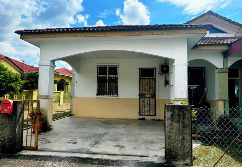 Taman Jalai Jaya, Kepala Batas, Kedah - Rumah SemiD - For Sale - Tanah Tepi Luas