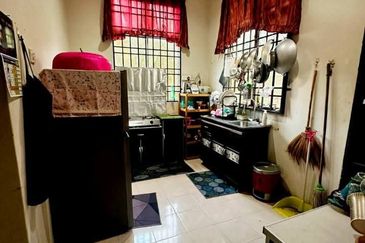 Taman Jalai Jaya, Kepala Batas, Kedah - Rumah SemiD - For Sale - Tanah Tepi Luas