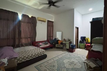 Taman Tunku Intan Safinaz