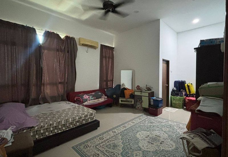 Taman Tunku Intan Safinaz