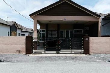 Taman Dermaga Jaya Fasa 2, Kuala Kedah | Semi-D Setingkat | Renovated & Bawah Market Value