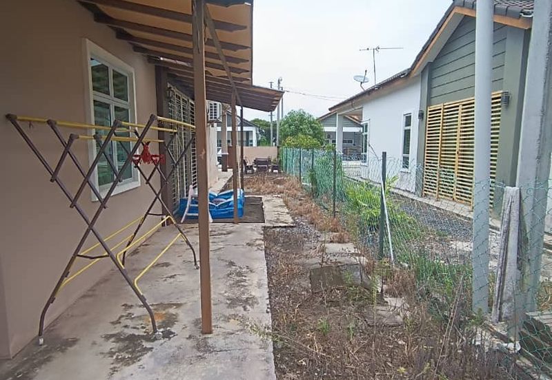 Taman Dermaga Jaya Fasa 2, Kuala Kedah | Semi-D Setingkat | Renovated & Bawah Market Value