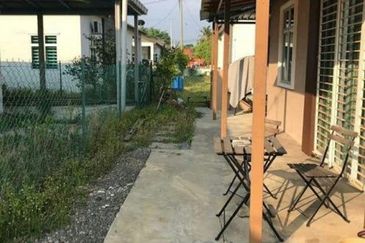 Taman Dermaga Jaya Fasa 2, Kuala Kedah | Semi-D Setingkat | Renovated & Bawah Market Value