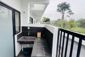 Lakefield Residences, Tropicana Heights