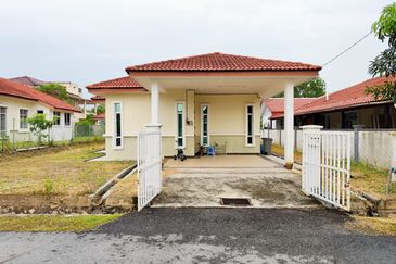 Bandar Tasik Senangin