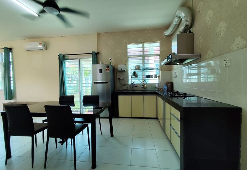 Bandar Tasik Senangin