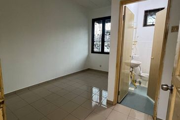 Taman Saujana Puchong