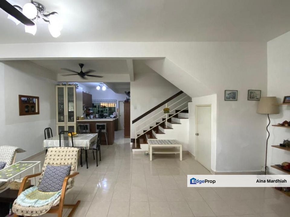 Taman Bukit Emas Seri Kembangan, Double Storey Terrace For Sale, Selangor, Seri Kembangan