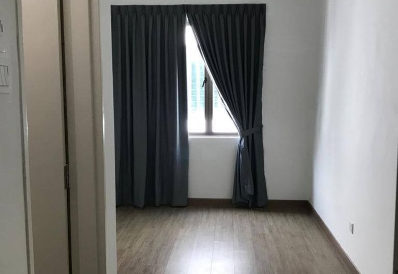 Lake Point Residence