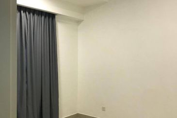 Lake Point Residence