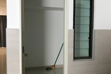 Lake Point Residence