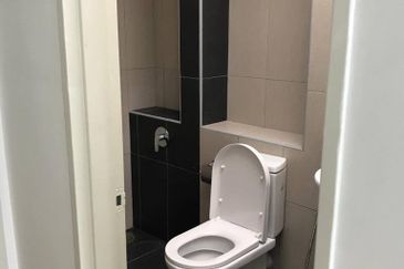 Lake Point Residence