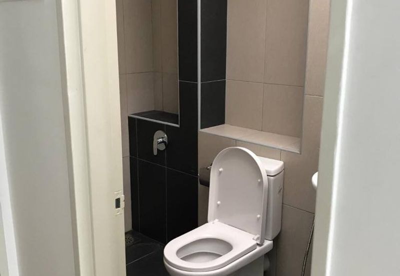 Lake Point Residence