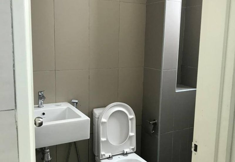 Lake Point Residence