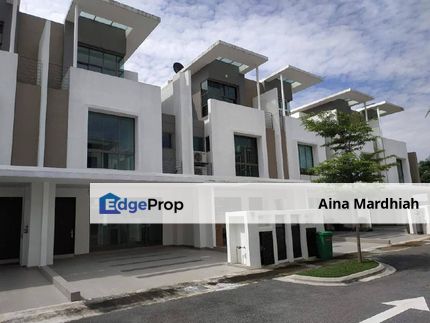 Lake Point Residence Cyberjaya, 3 Storey Terrace For Rent, Selangor, Cyberjaya