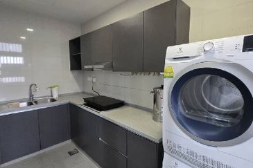 LakeFront Residence Cyberjaya