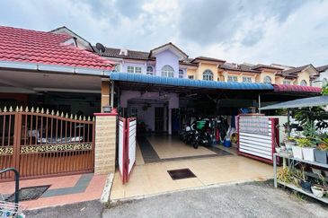 Persiaran Puncak Alam 6 