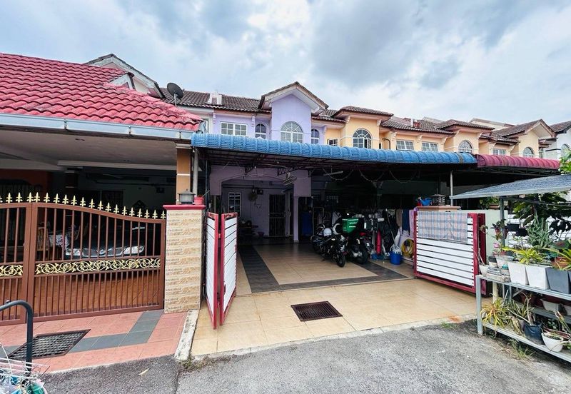 Persiaran Puncak Alam 6 