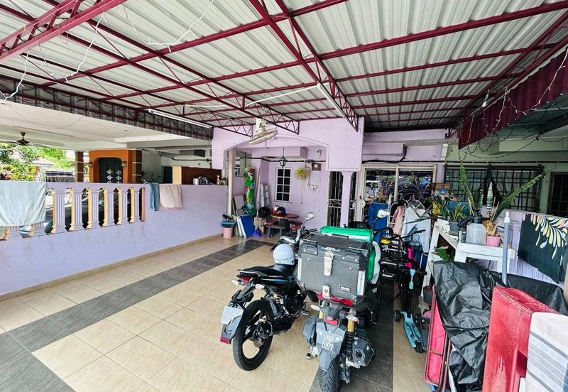 Persiaran Puncak Alam 6 