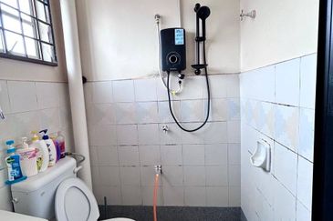 Persiaran Puncak Alam 6 