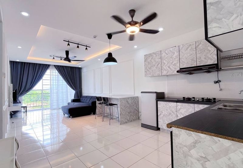 Puncak Hijauan (Hijauan Heights)