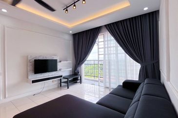 Puncak Hijauan (Hijauan Heights)