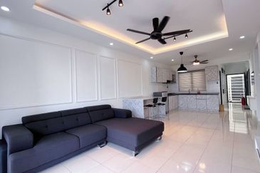 Puncak Hijauan (Hijauan Heights)