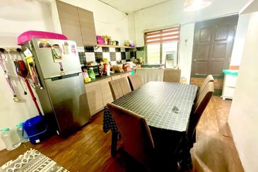 Persiaran Puncak Alam 6 