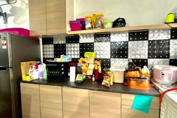 Persiaran Puncak Alam 6 