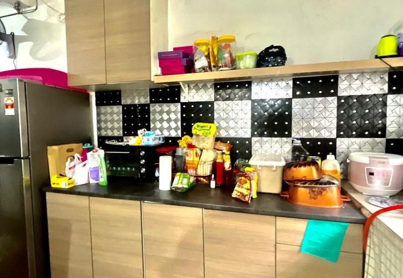 Persiaran Puncak Alam 6 