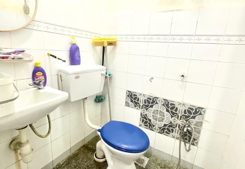 Persiaran Puncak Alam 6 