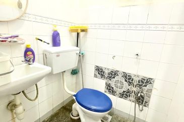 Persiaran Puncak Alam 6 