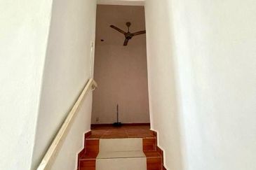 Persiaran Puncak Alam 1 