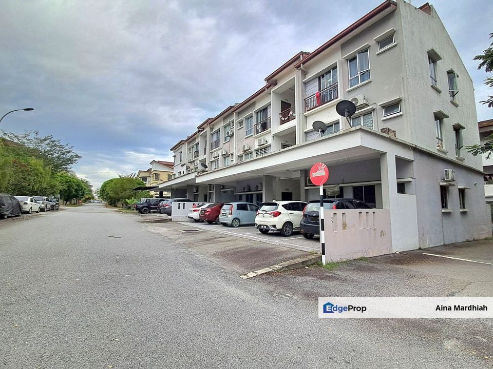 Taman Tropika 2 Kajang, Townhouse Level 1 For Sale, Selangor, Kajang