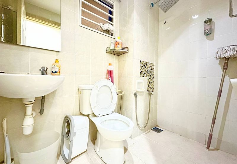 Kristal Villa Condominium