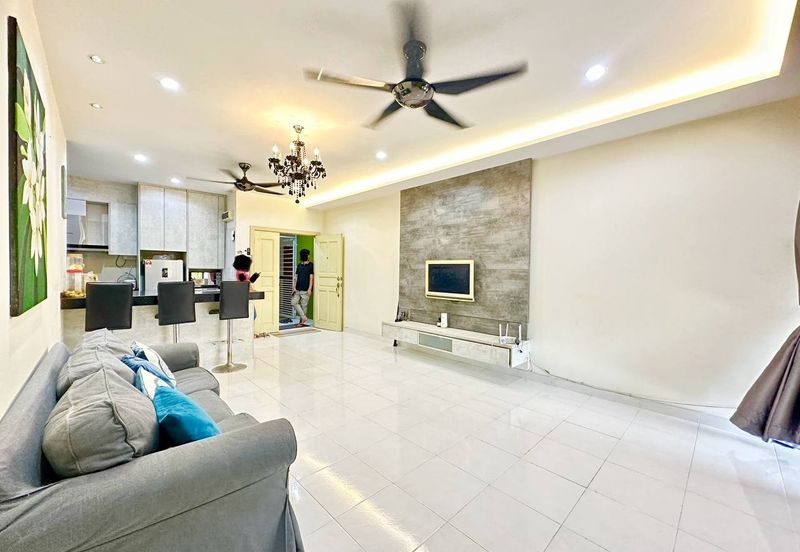 Kristal Villa Condominium