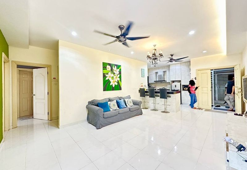 Kristal Villa Condominium