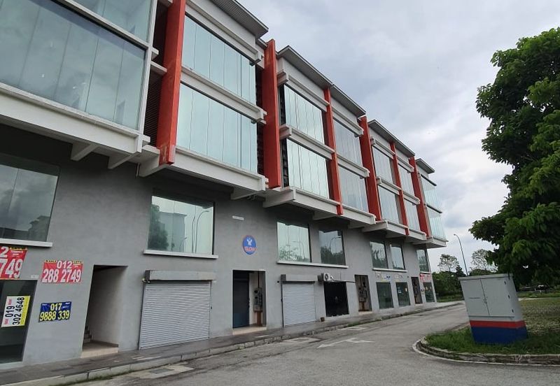 Pusat Perdagangan Maisons