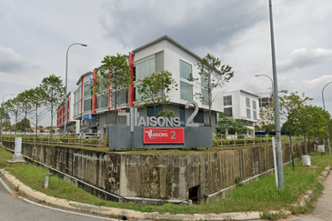 Pusat Perdagangan Maisons