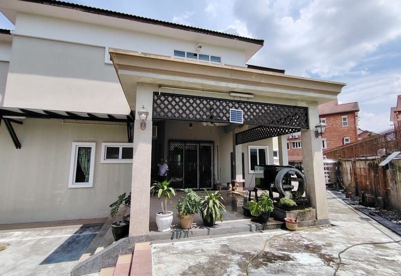 Desa Permai Bungalow For Sale