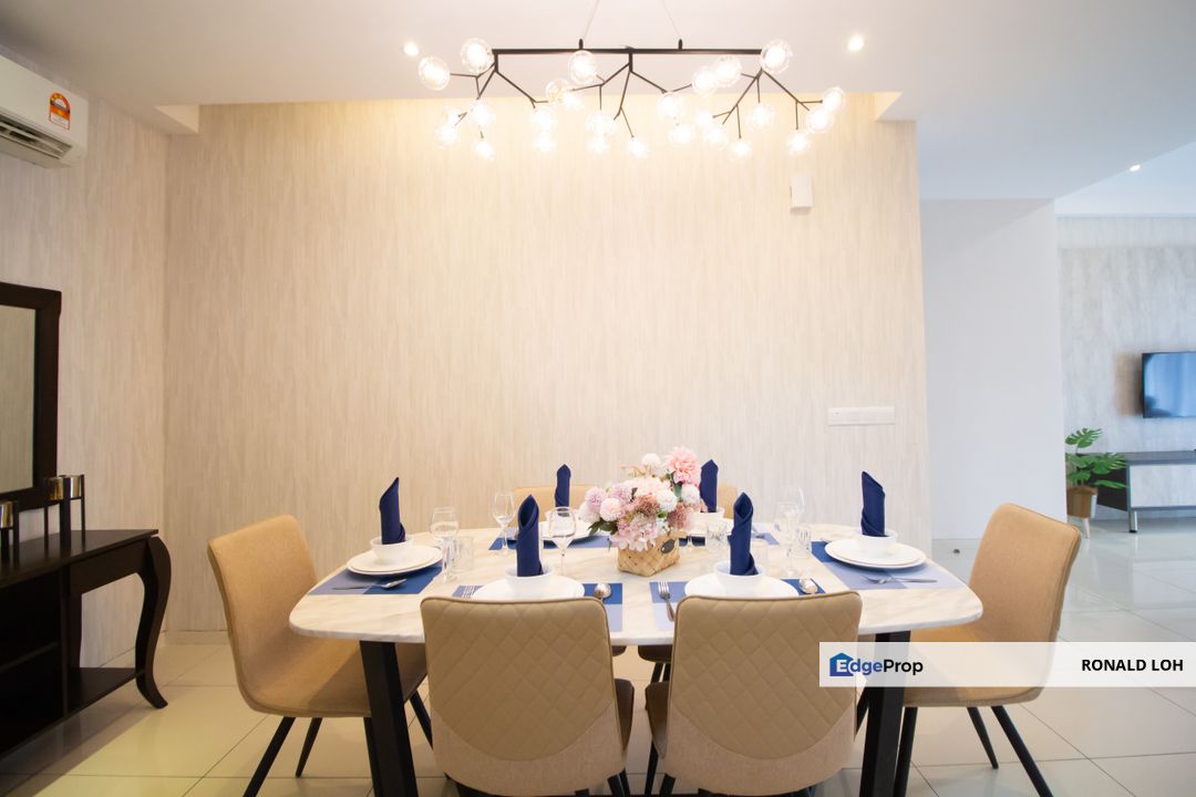 Tropical Villa @ Seri Kembangan - Urgent Sale, Below Market Price, Selangor, Seri Kembangan