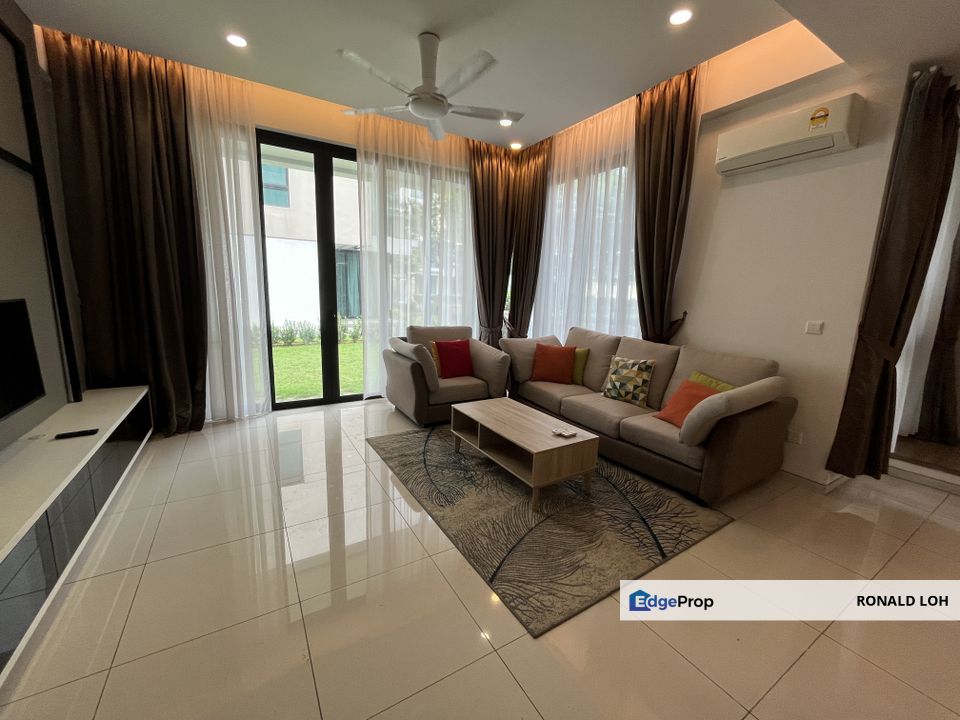 Tropical Villa @ Seri Kembangan - Urgent Sale, Below Market Price, Selangor, Seri Kembangan