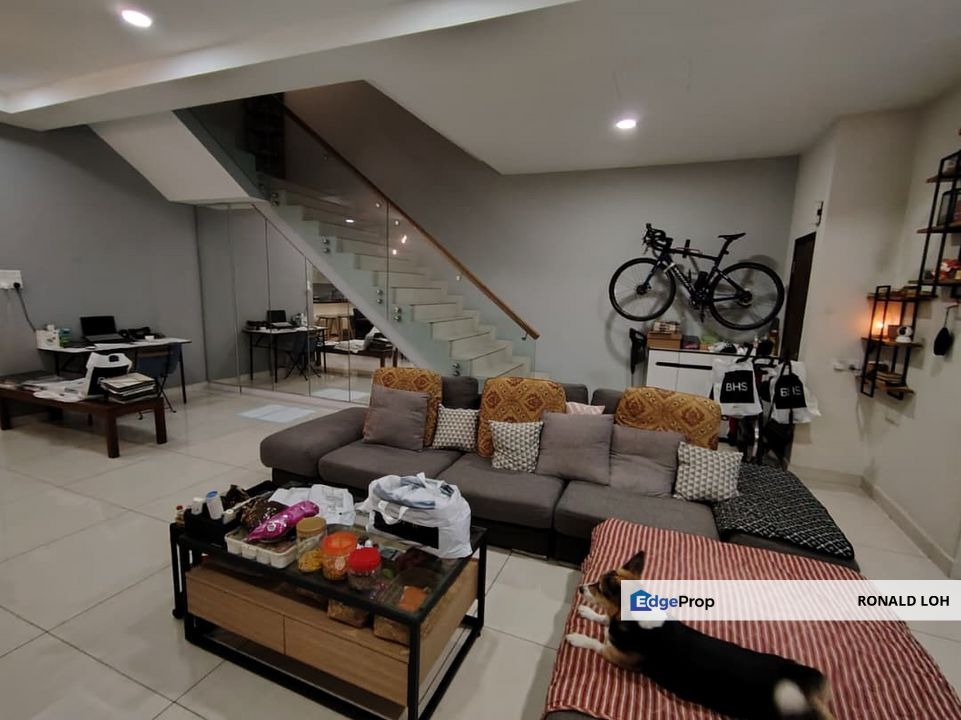 Laman Glenmarie @ Shah Alam, Nice Unit with Good Condition For Sale, Selangor, Glenmarie