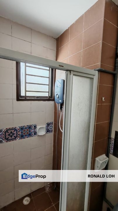 Section 17 Townhouse | Upper Unit | Gated & Guarded, Selangor, Kajang