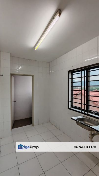 Section 17 Townhouse | Upper Unit | Gated & Guarded, Selangor, Kajang