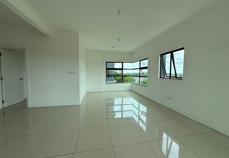 Ujana Executive Apartment