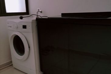 D'Summit Residences @ Kempas Utama