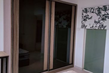 D'Summit Residences @ Kempas Utama