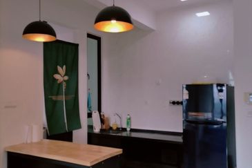 D'Summit Residences @ Kempas Utama